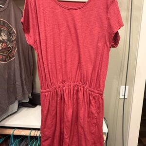 Stillwater Supply Co. Short Sleeve Tee in Deep Coral 2X